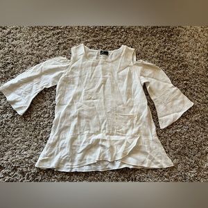 COPY - Fenini top size medium • cold shoulder